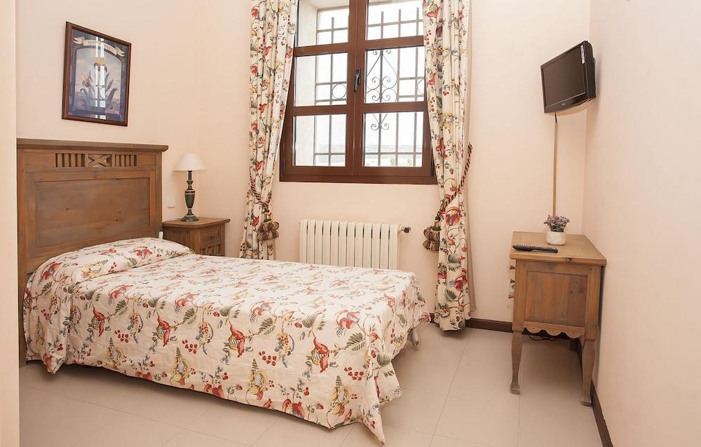 Hostal Las Paneras อาบีลา ภายนอก รูปภาพ
